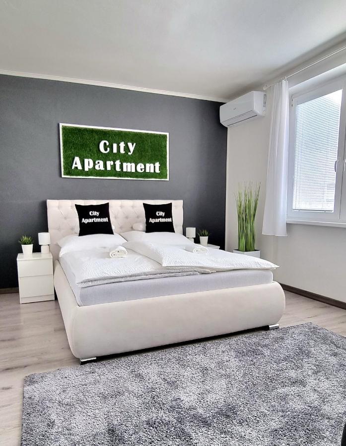 City Apartment Štúrovo Εξωτερικό φωτογραφία