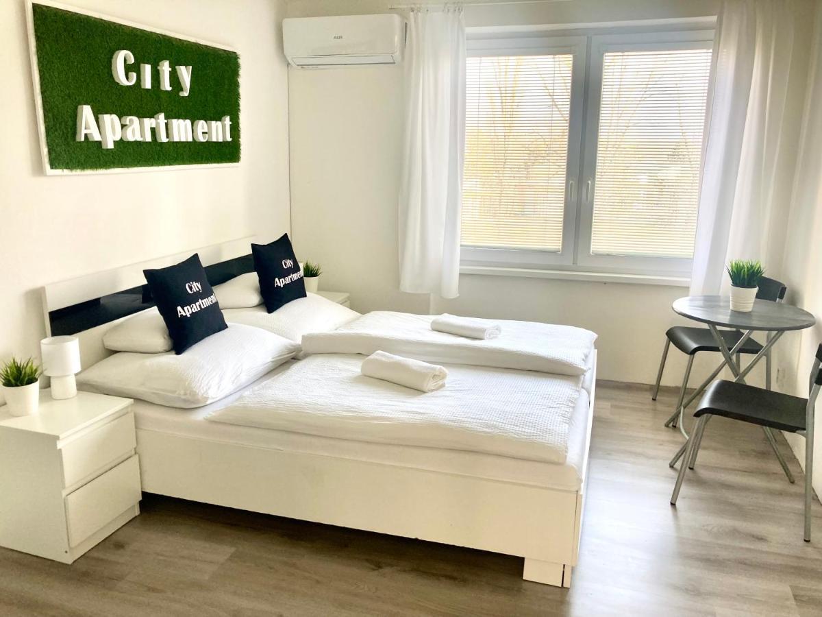 City Apartment Štúrovo Εξωτερικό φωτογραφία