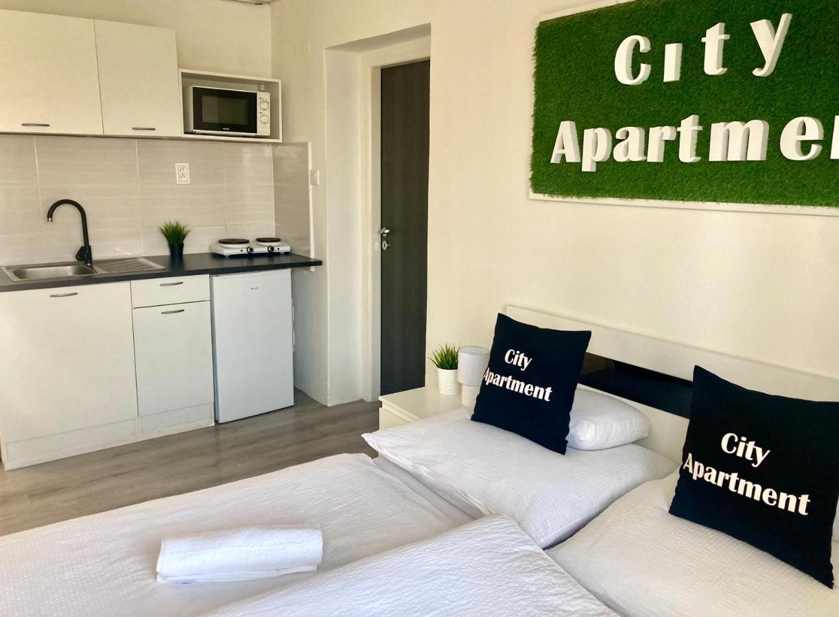 City Apartment Štúrovo Εξωτερικό φωτογραφία